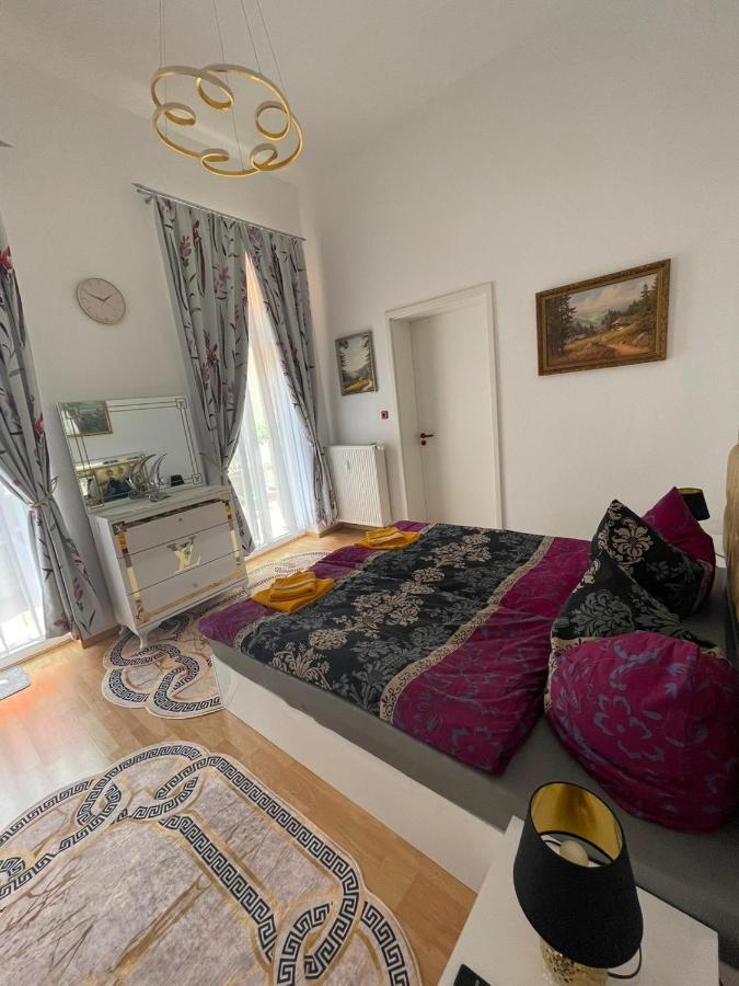 Gaestewohnung Хале Екстериор снимка